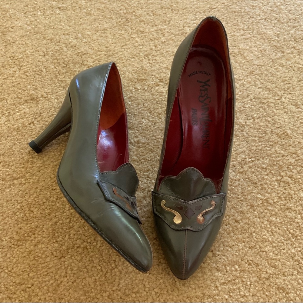 Vintage Yves Saint Laurent Grey Leather Pumps 35.5